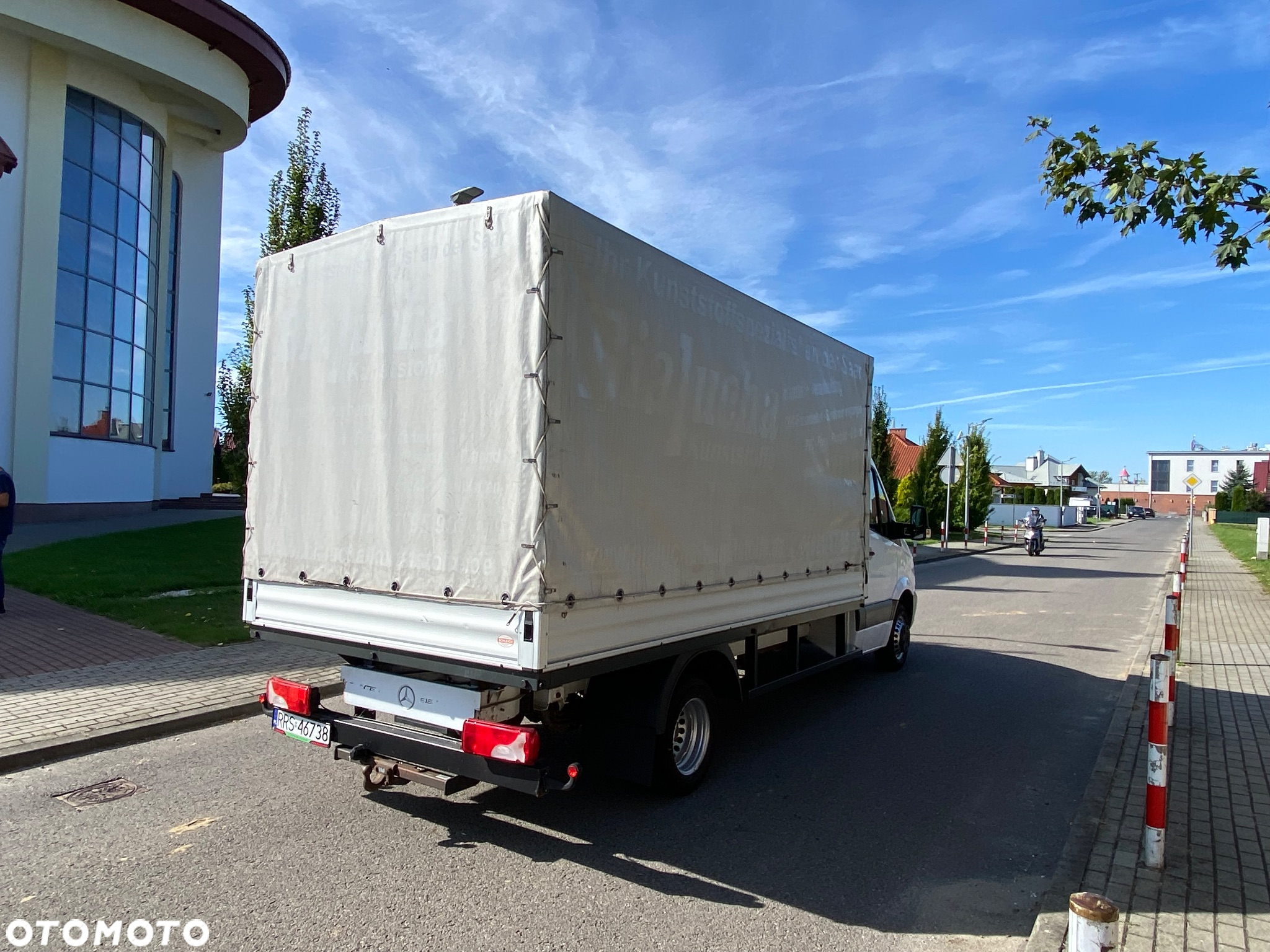 Mercedes-Benz Sprinter - 11