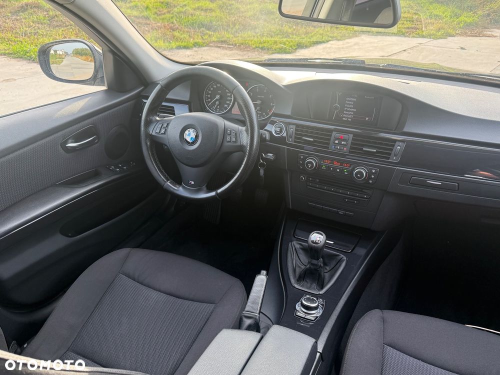 BMW Seria 3 318i Edition Lifestyle - 28