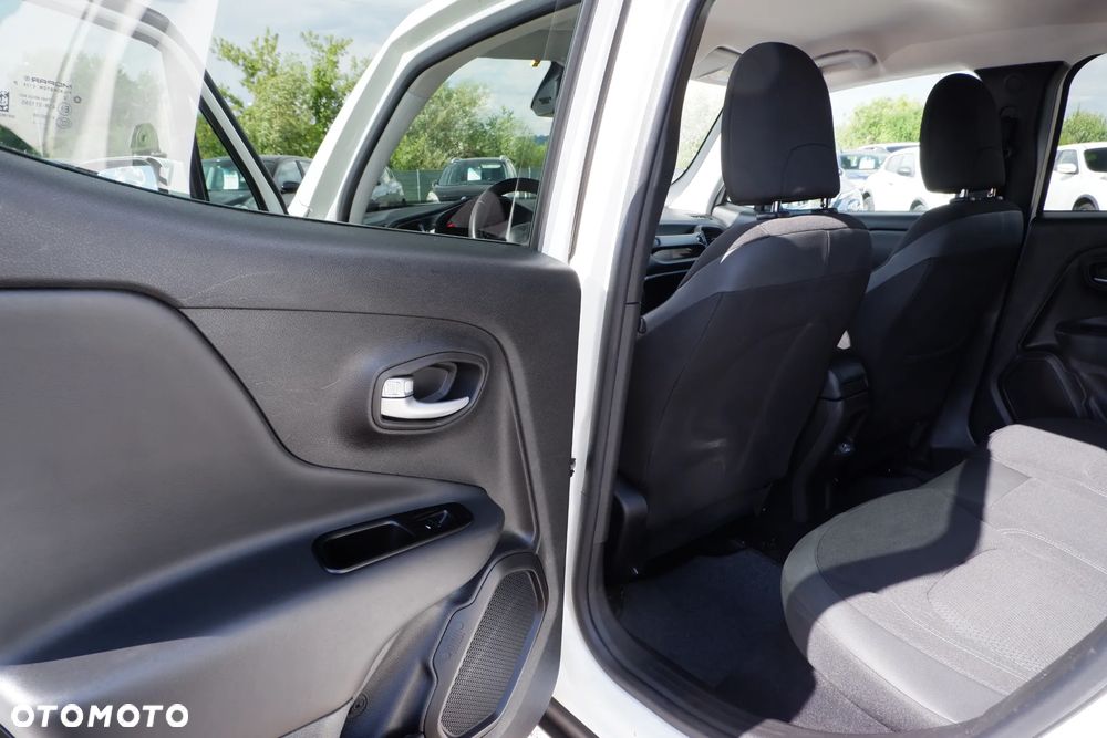 Jeep Renegade 1.3 T-GDI Automatik Longitude - 28