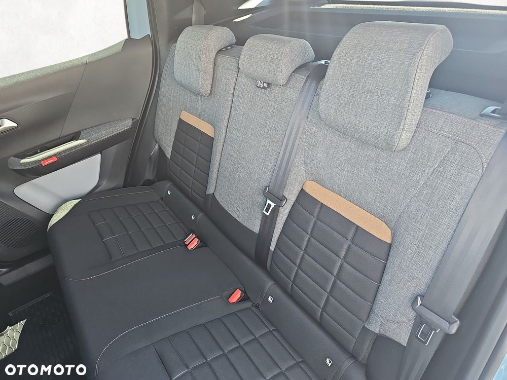 Citroën C3 Aircross 1.2 Turbo Plus S&S - 13