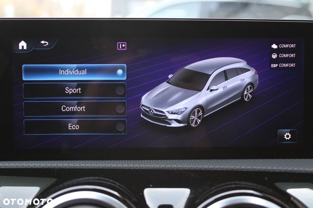 Mercedes-Benz CLA - 38