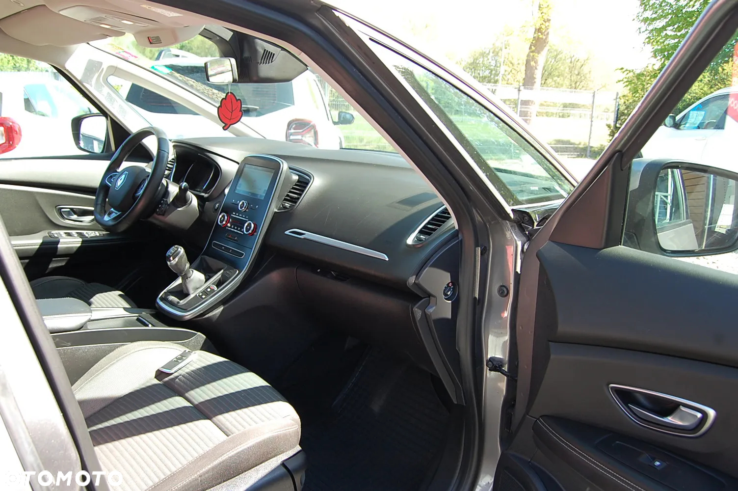 Renault Scenic - 23