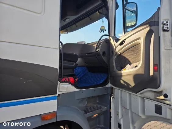 DAF 105XF - 4