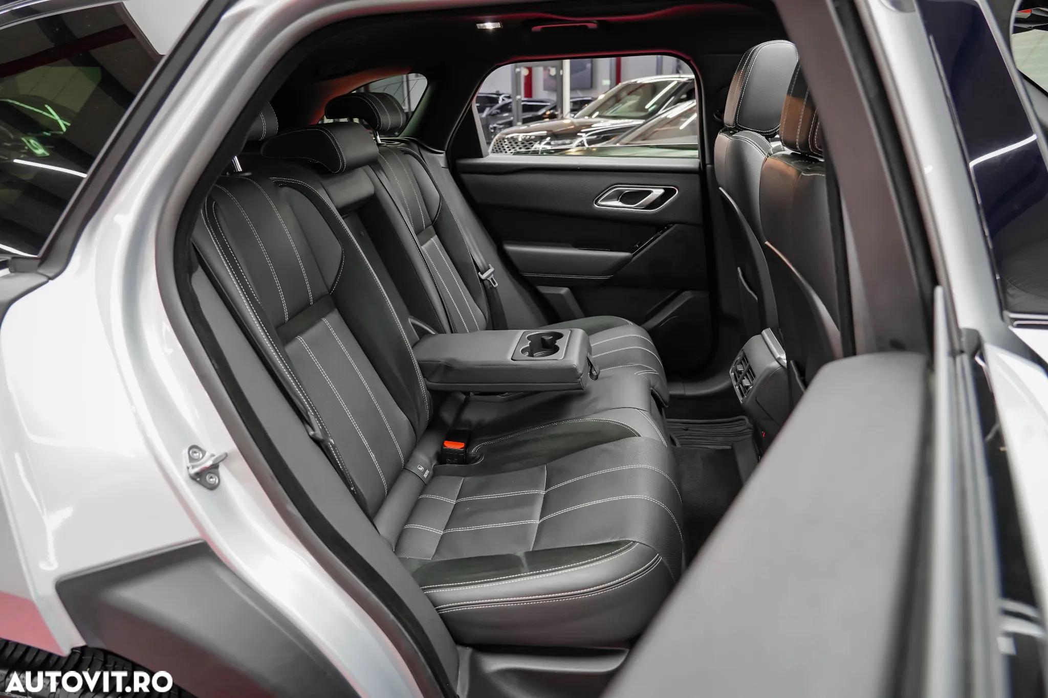 Land Rover Range Rover Velar R-Dynamic 2.0 D200 MHEV HSE - 8