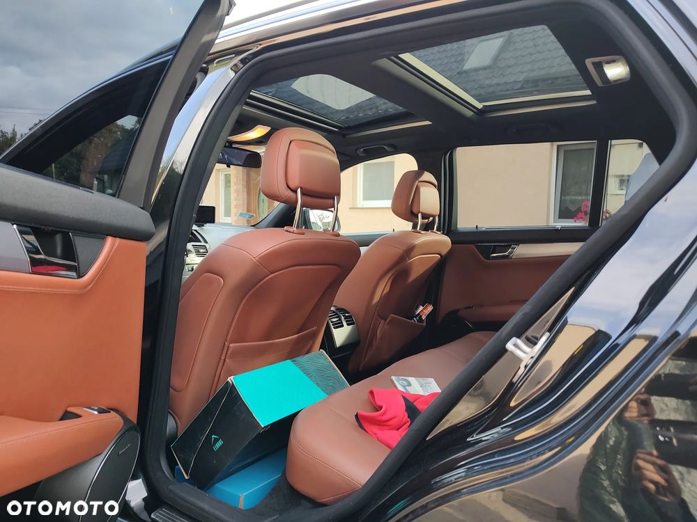 Mercedes-Benz Klasa C 230 T Avantgarde - 8