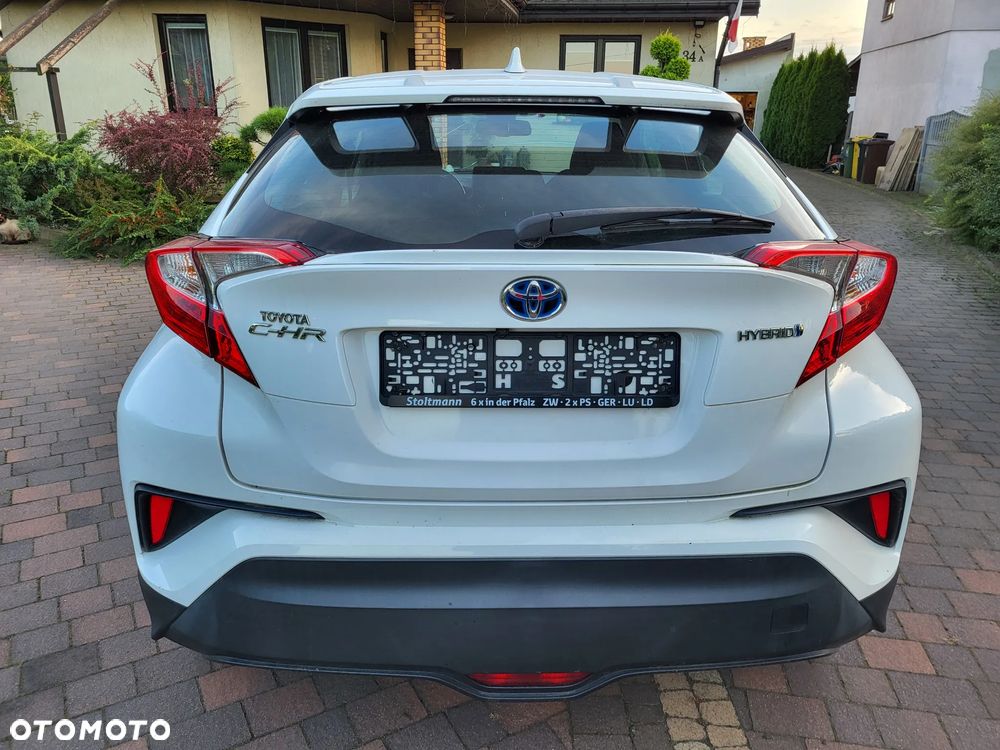 Toyota C-HR - 8