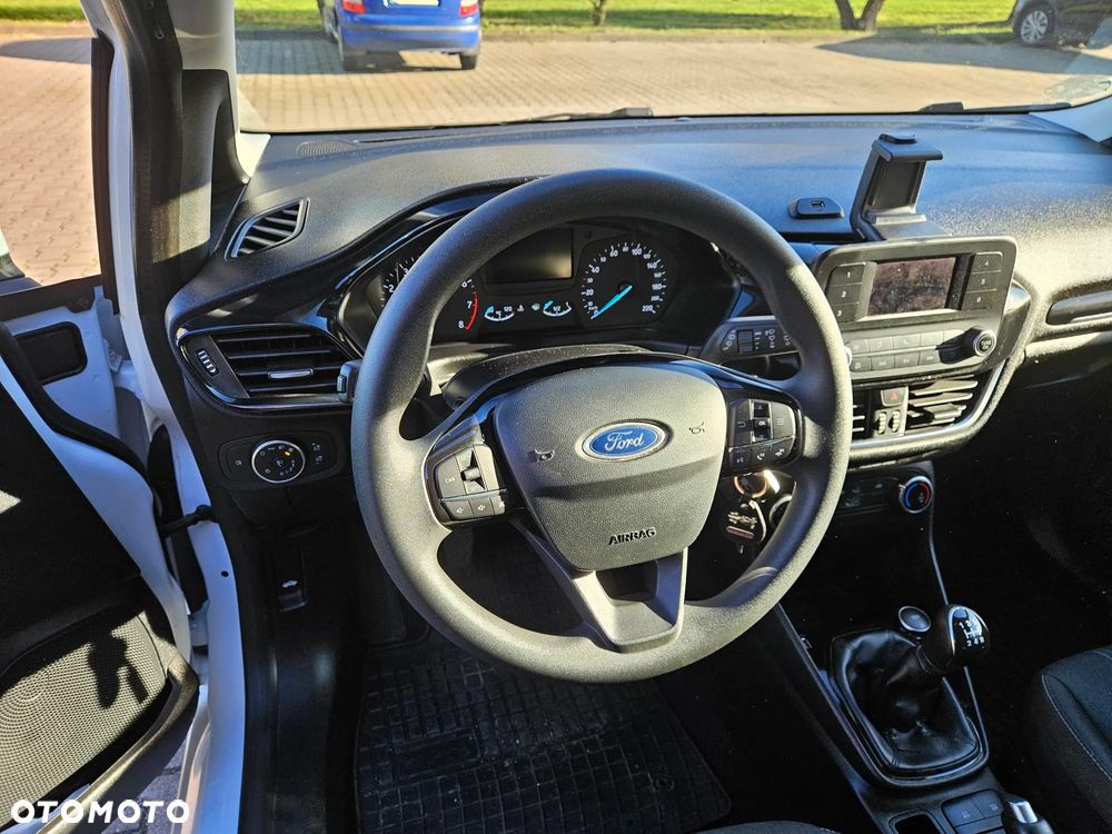 Ford Fiesta 1.1 Trend - 14