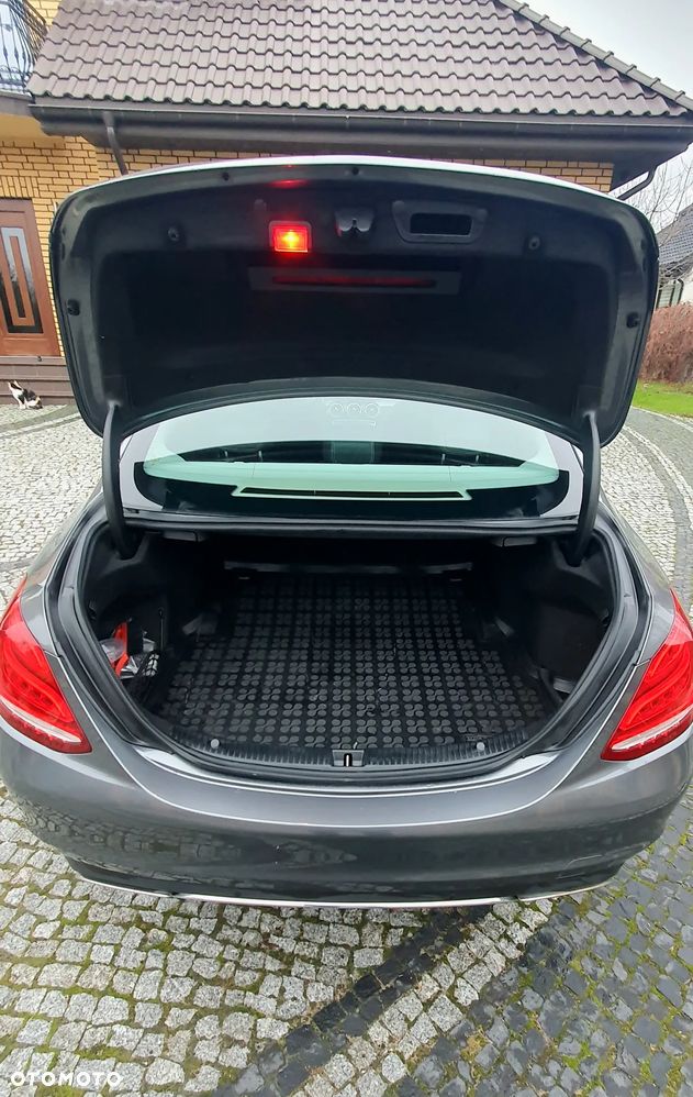 Mercedes-Benz Klasa C 180 7G-TRONIC - 7