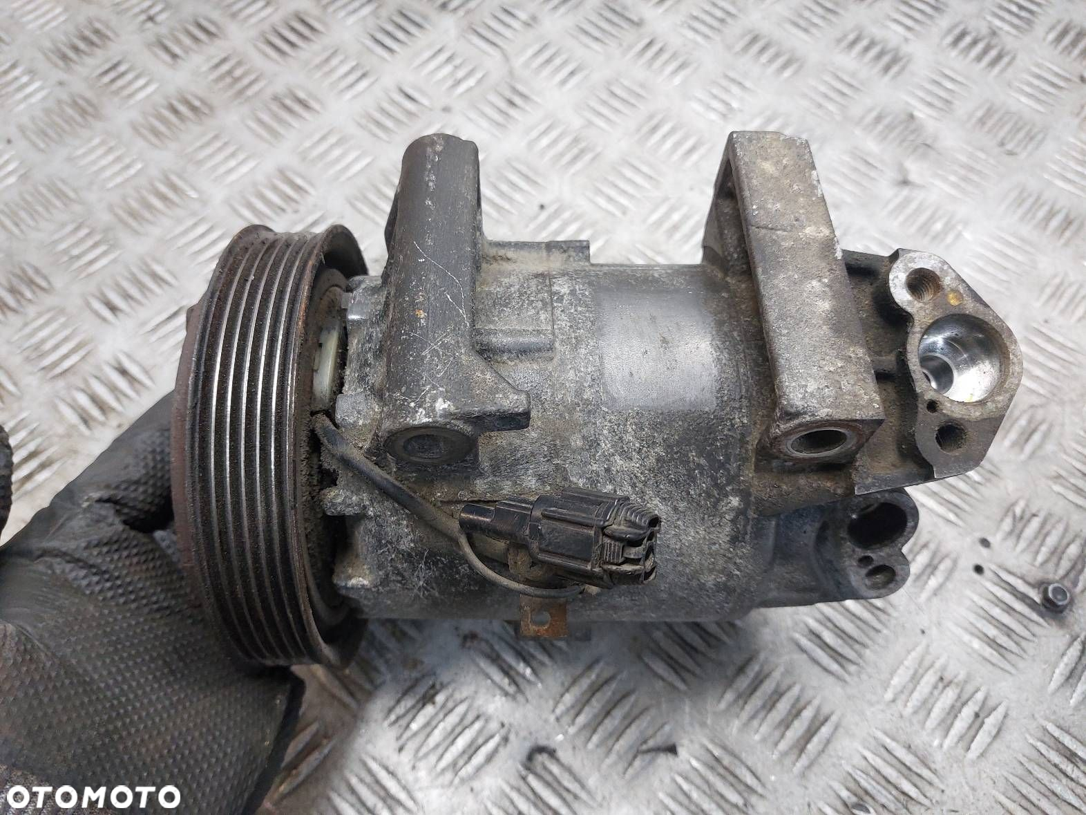 SPRĘŻARKA KOMPRESOR KLIMATYZACJI NISSAN ALMERA N16 1.8 16V - 2