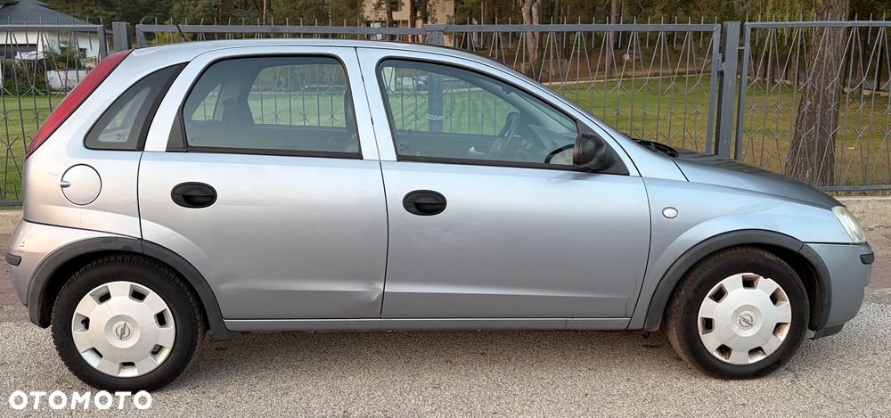Opel Corsa - 8