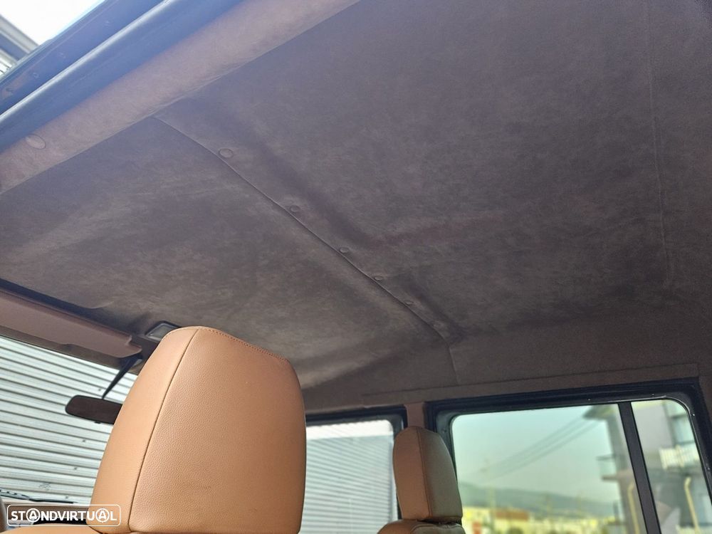Land Rover Defender 110 2.5 Td5 CD SE - 16