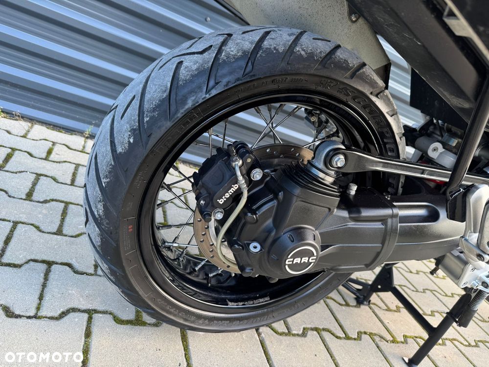 Moto Guzzi Stelvio - 18