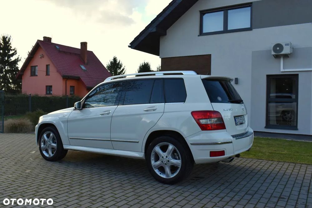 Mercedes-Benz GLK 220 CDI (BlueEFFICIENCY) - 11