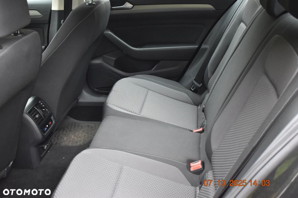 Volkswagen Passat 1.5 TSI EVO Trendline DSG - 10