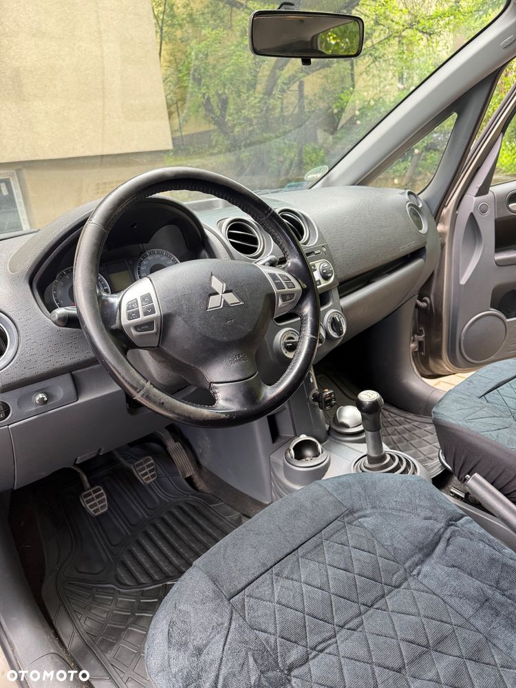 Mitsubishi Colt 1.3 Intense - 8