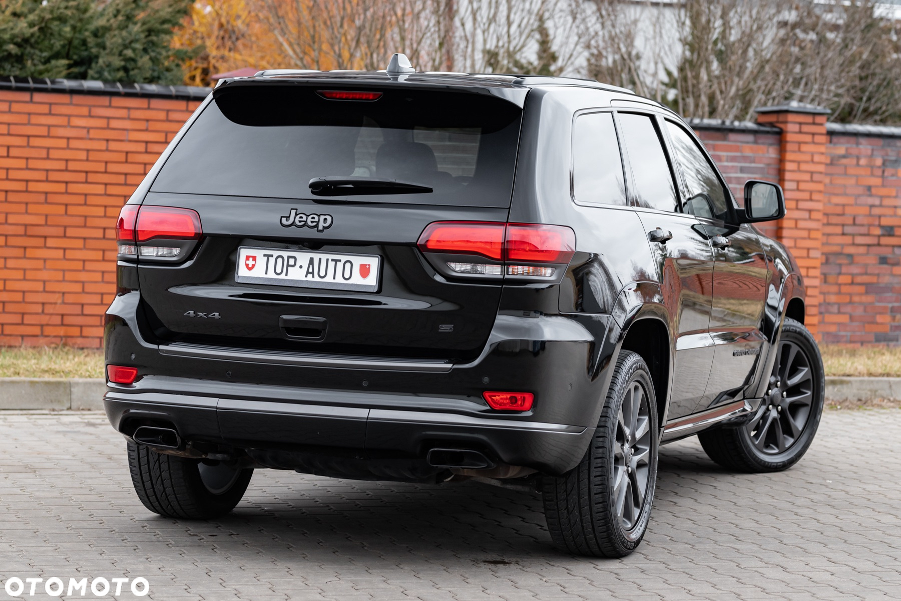 Jeep Grand Cherokee - 14