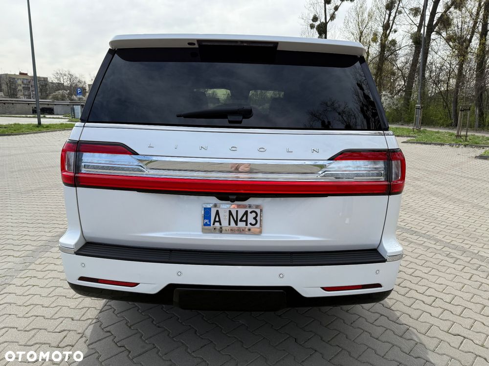 Lincoln Navigator - 13