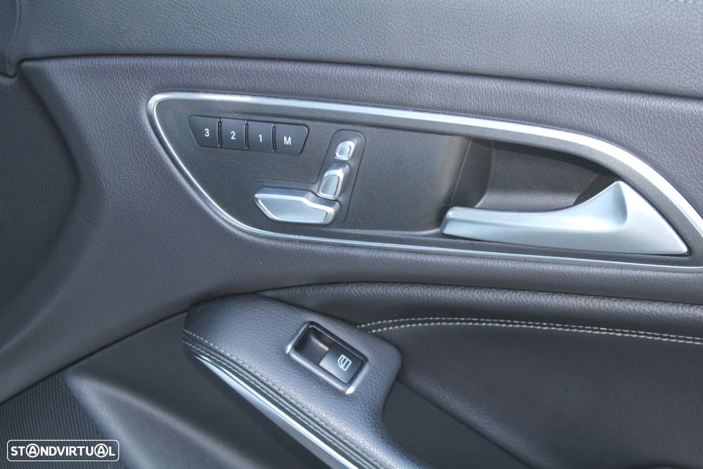 Mercedes-Benz CLA 45 AMG 4Matic Speedshift DCT 7G Night Edition - 23