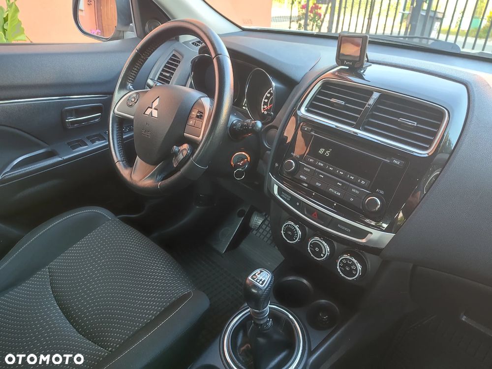 Mitsubishi ASX - 16