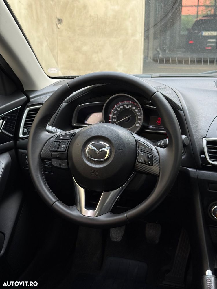 Mazda 3 - 18