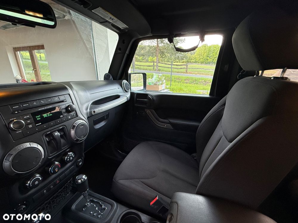 Jeep Wrangler - 7