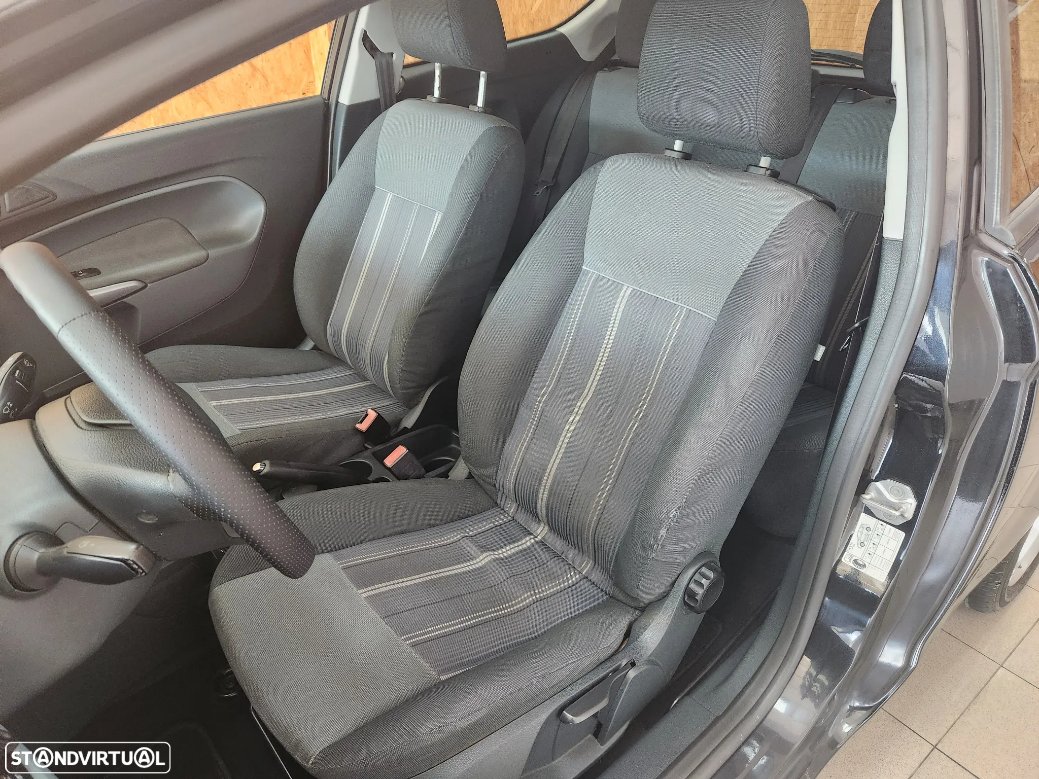 Ford Fiesta 1.4 TDCi Titanium - 26