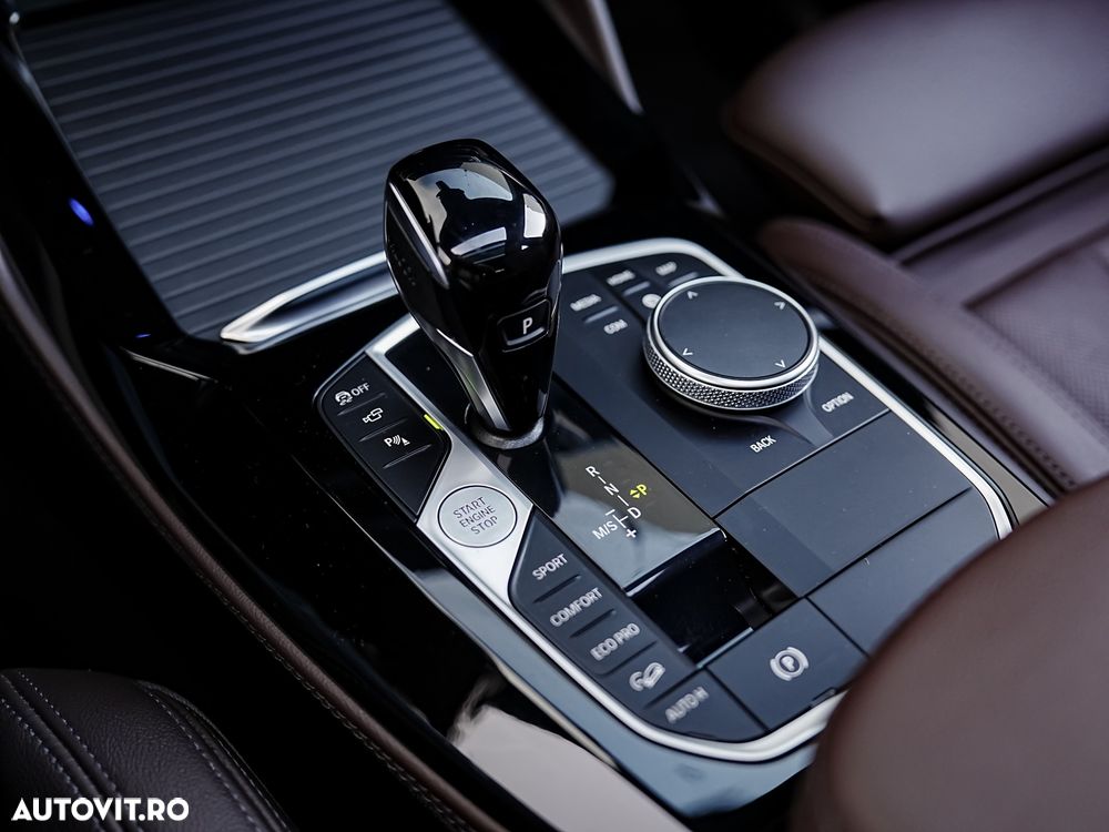 BMW X4 M M40d MHEV - 32