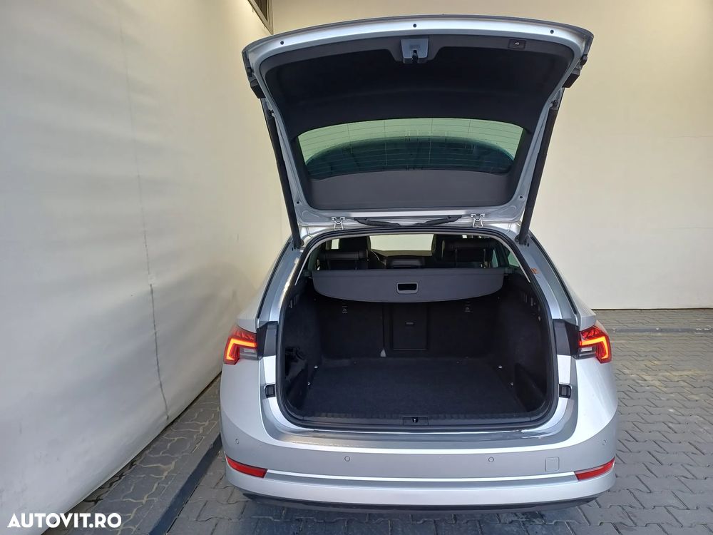 Skoda Octavia 2.0 TDI DSG Style - 39