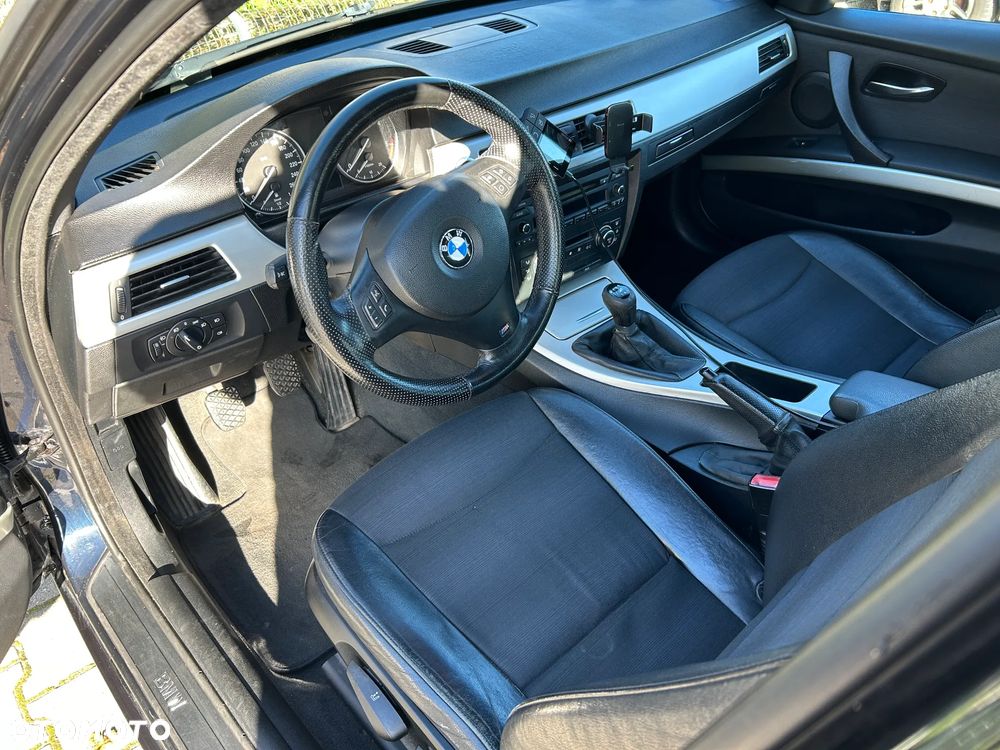 BMW Seria 3 318d - 7