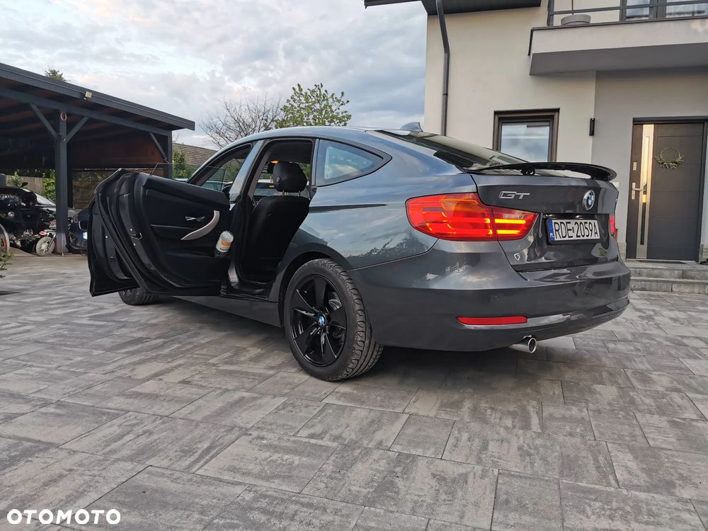 BMW Seria 3 - 24