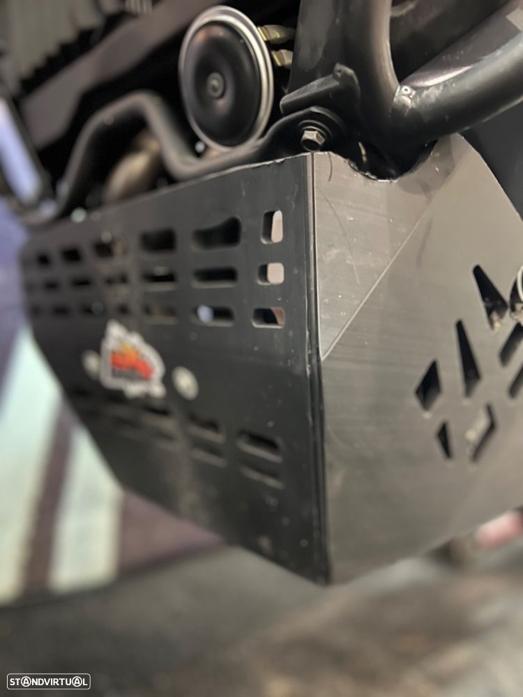 Yamaha Ténéré 700 WORLD RAID - 17