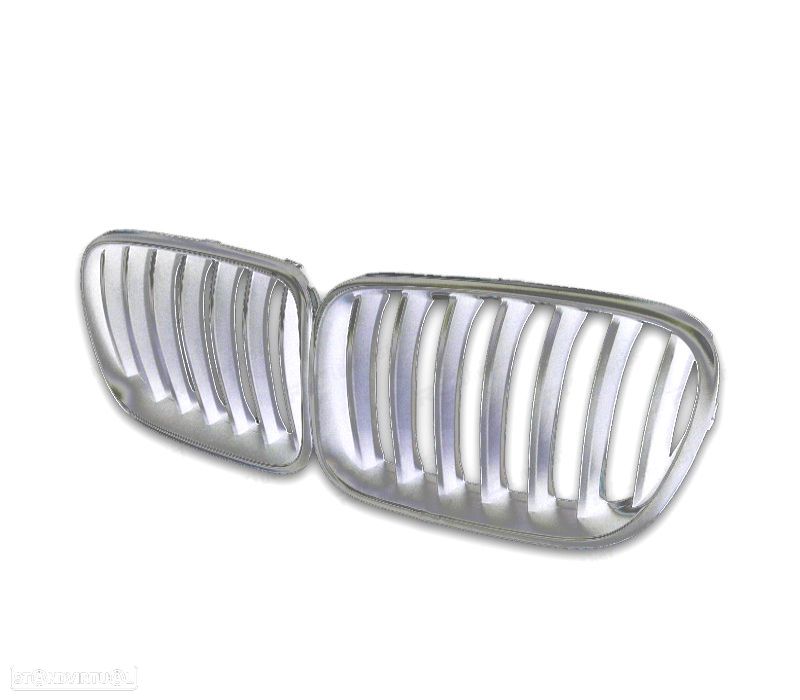 GRELHA FRONTAL BMW X3 F25 10-14 CROMADO LOOK M PERFORMANCE - 2