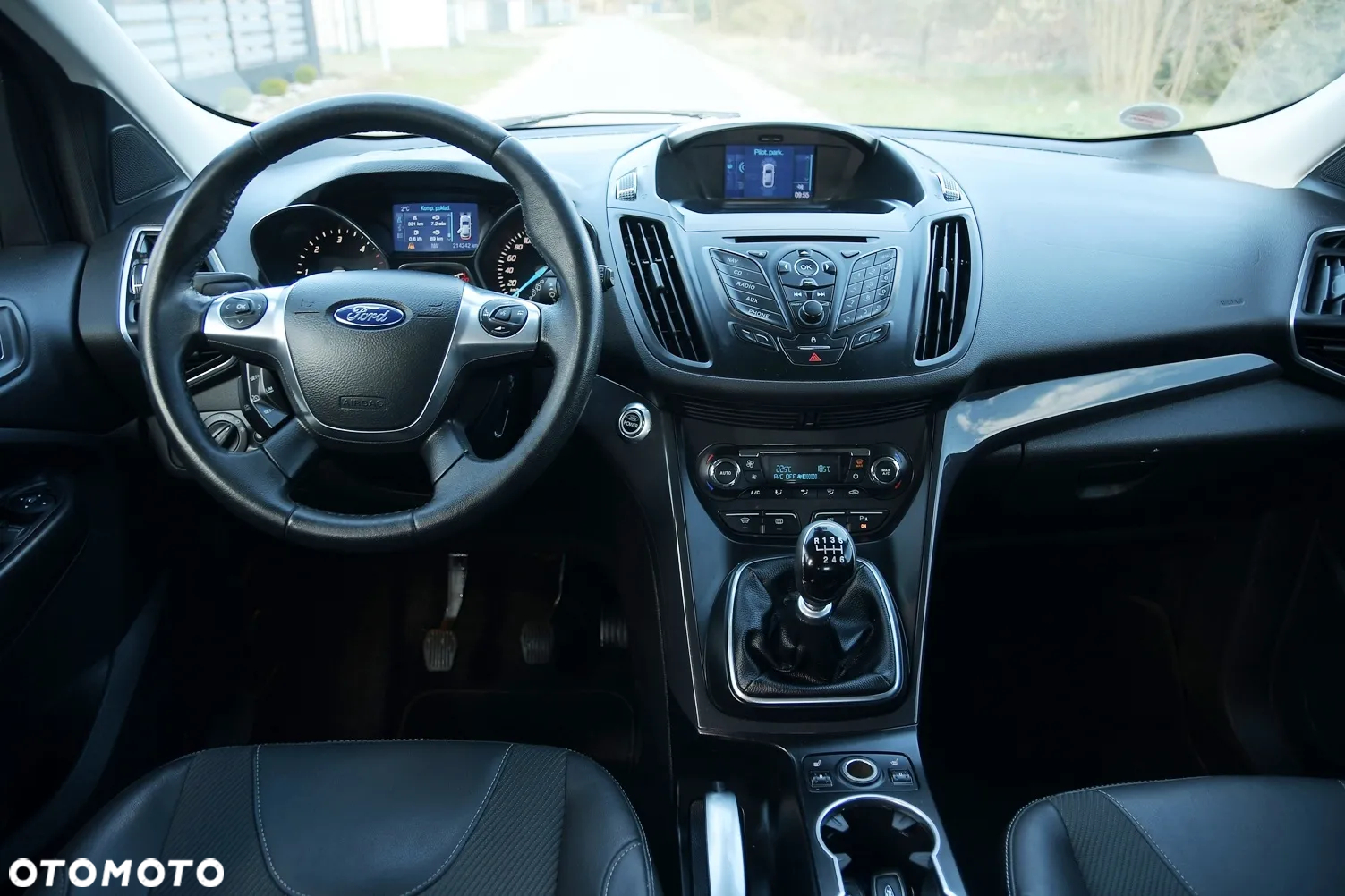 Ford Kuga 2.0 TDCi 4WD Titanium - 25