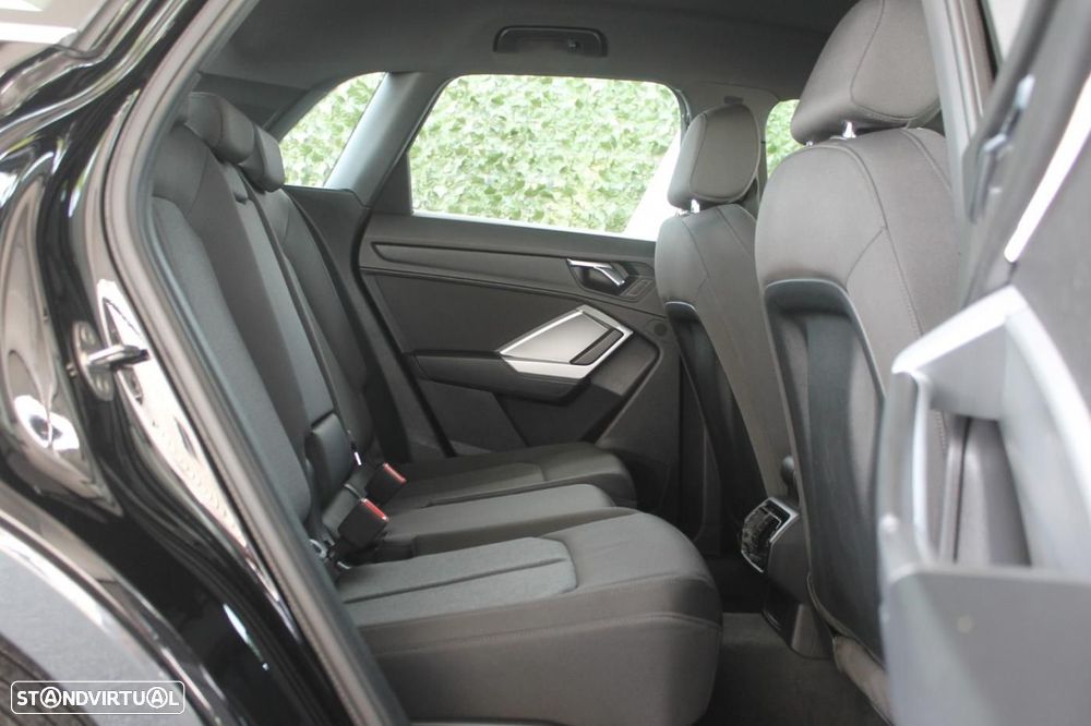 Audi Q3 35 TDI Advanced S tronic - 12