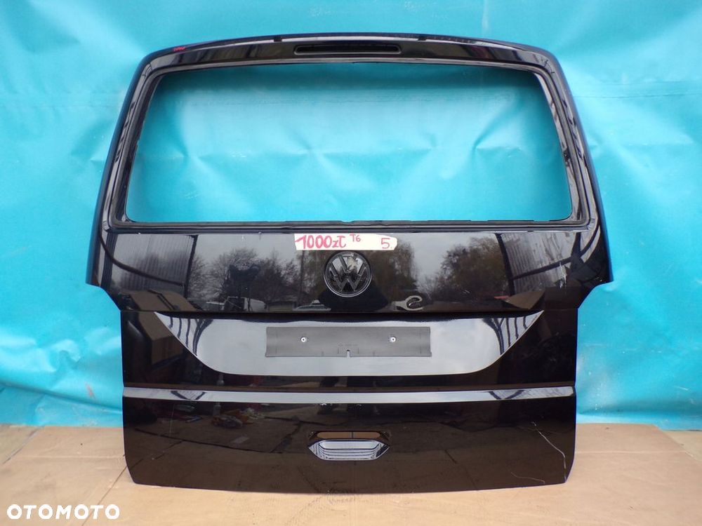 VW T6 CARAVELLE MULTIVAN 16- KLAPA TYLNA - 1