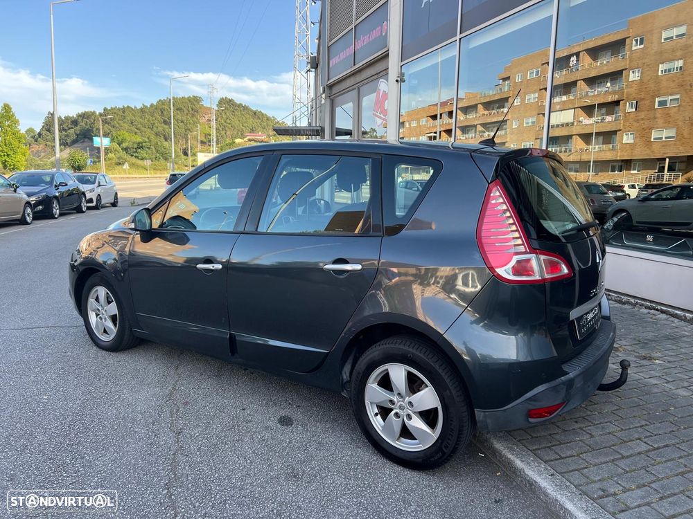 Renault Scénic 1.9 dCi FAP Dynamique - 5