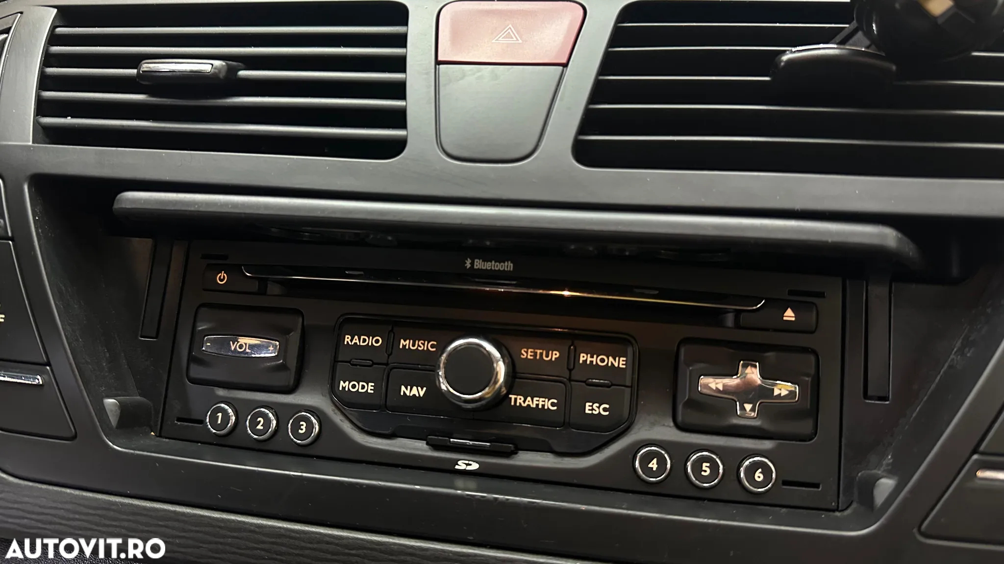 Citroën C4 Grand Picasso - 25