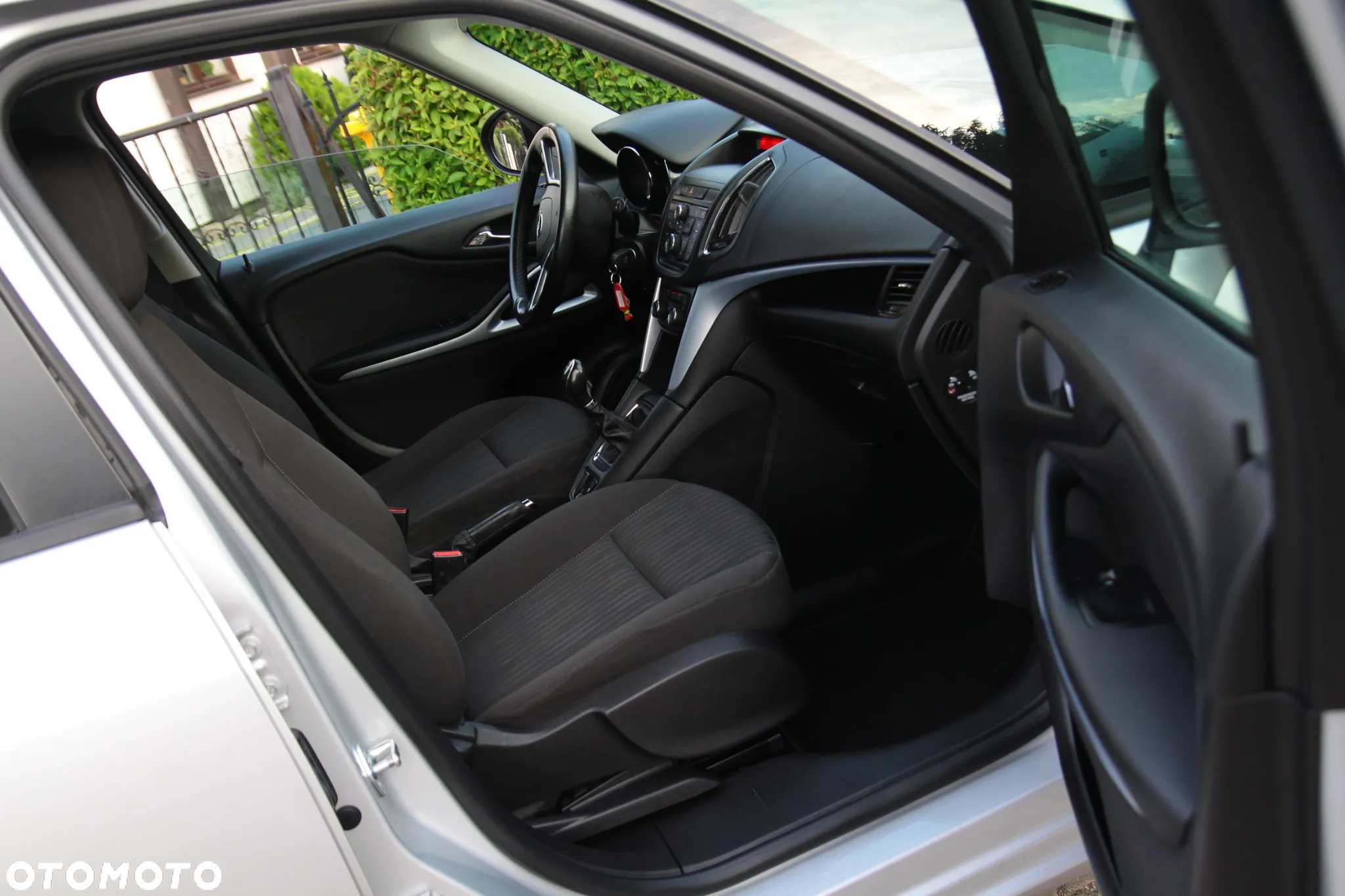 Opel Zafira - 9