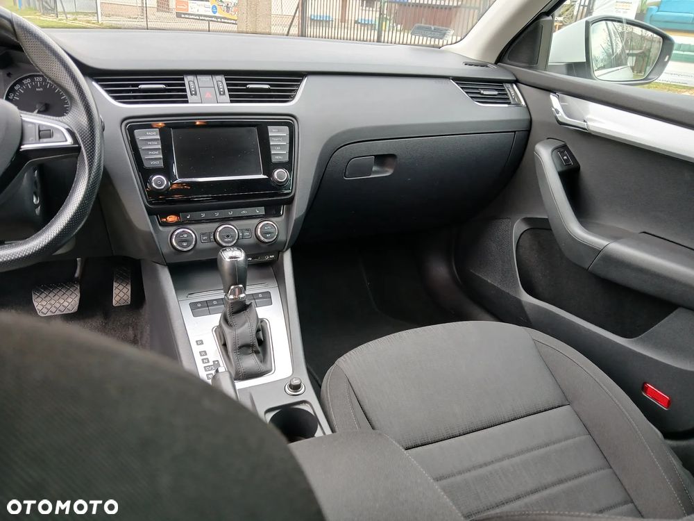 Skoda Octavia 2.0 TDI 4x4 Ambition DSG - 22