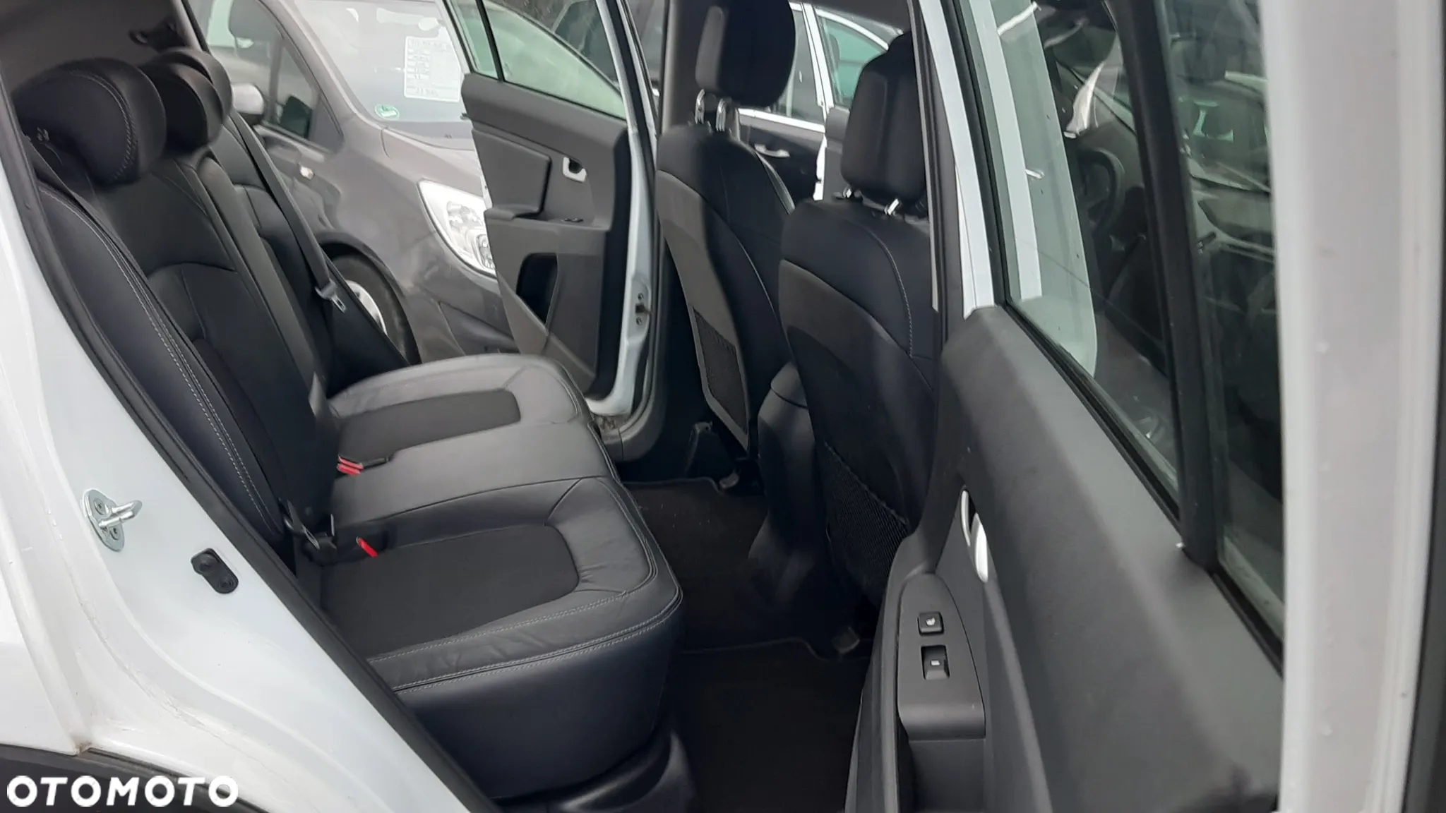 Kia Sportage 2.0 GDI AWD Vision - 14