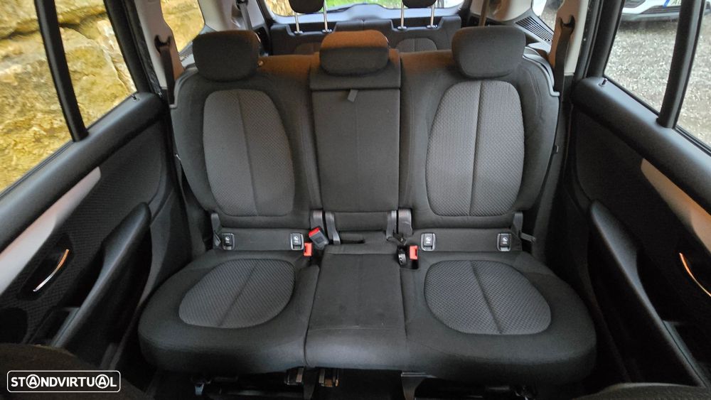 BMW 216 Gran Tourer i 7L Advantage - 38