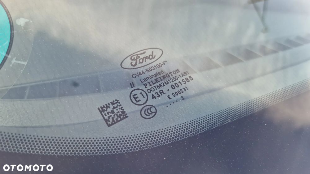 Ford Kuga 1.6 EcoBoost 2x4 Titanium - 31