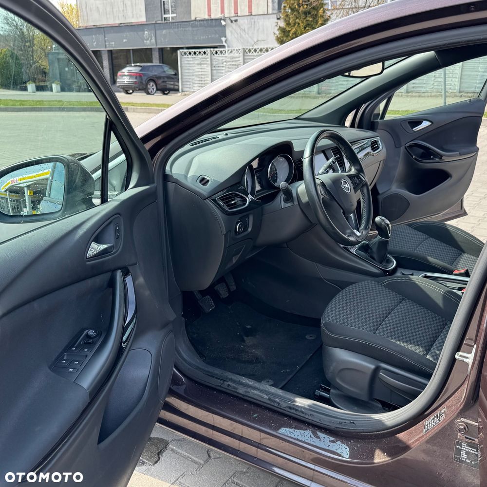 Opel Astra 1.0 T GPF Essentia S&S - 13