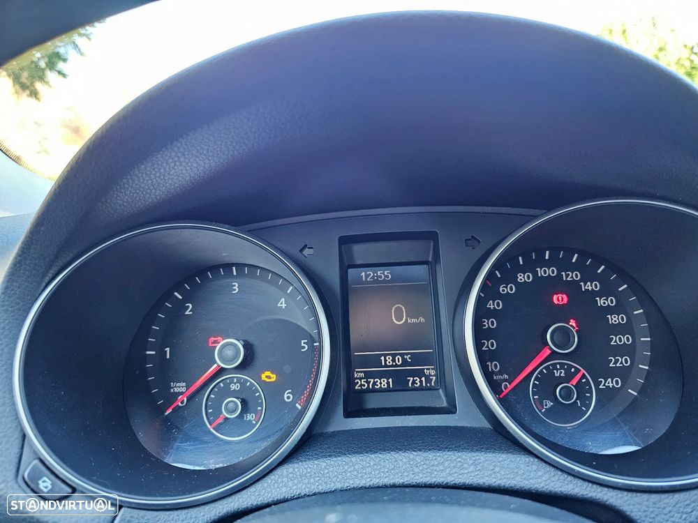 VW Golf Variant 1.6 TDi Confortline - 10