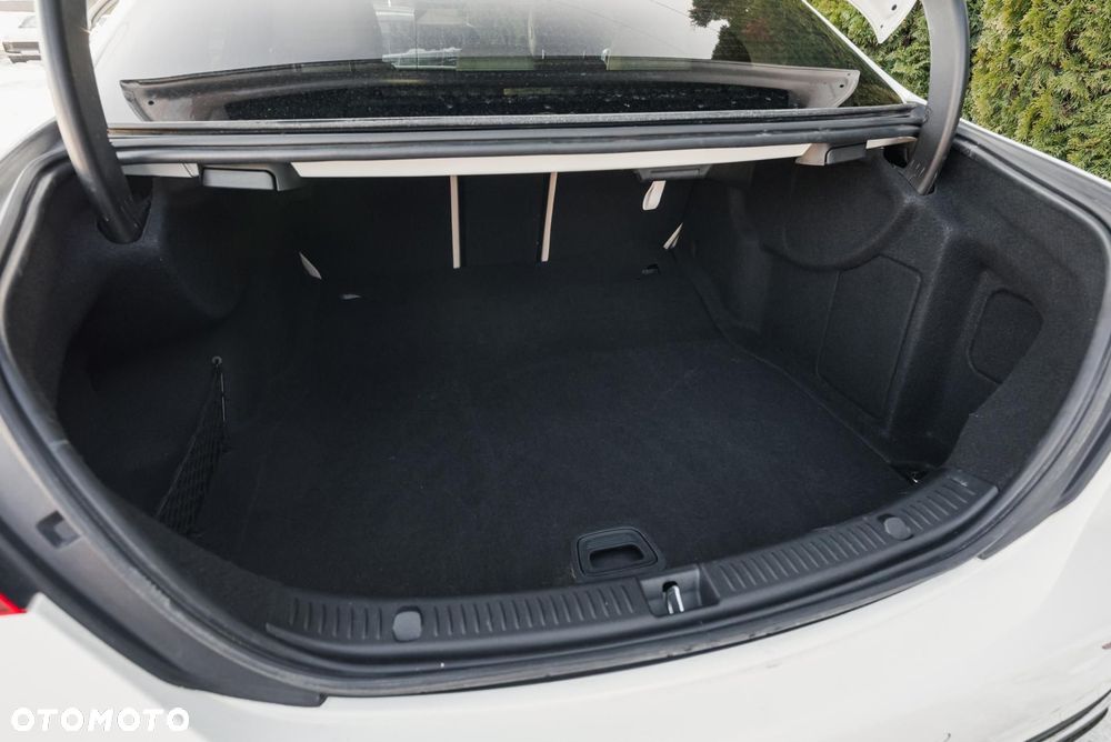 Mercedes-Benz Klasa E - 39