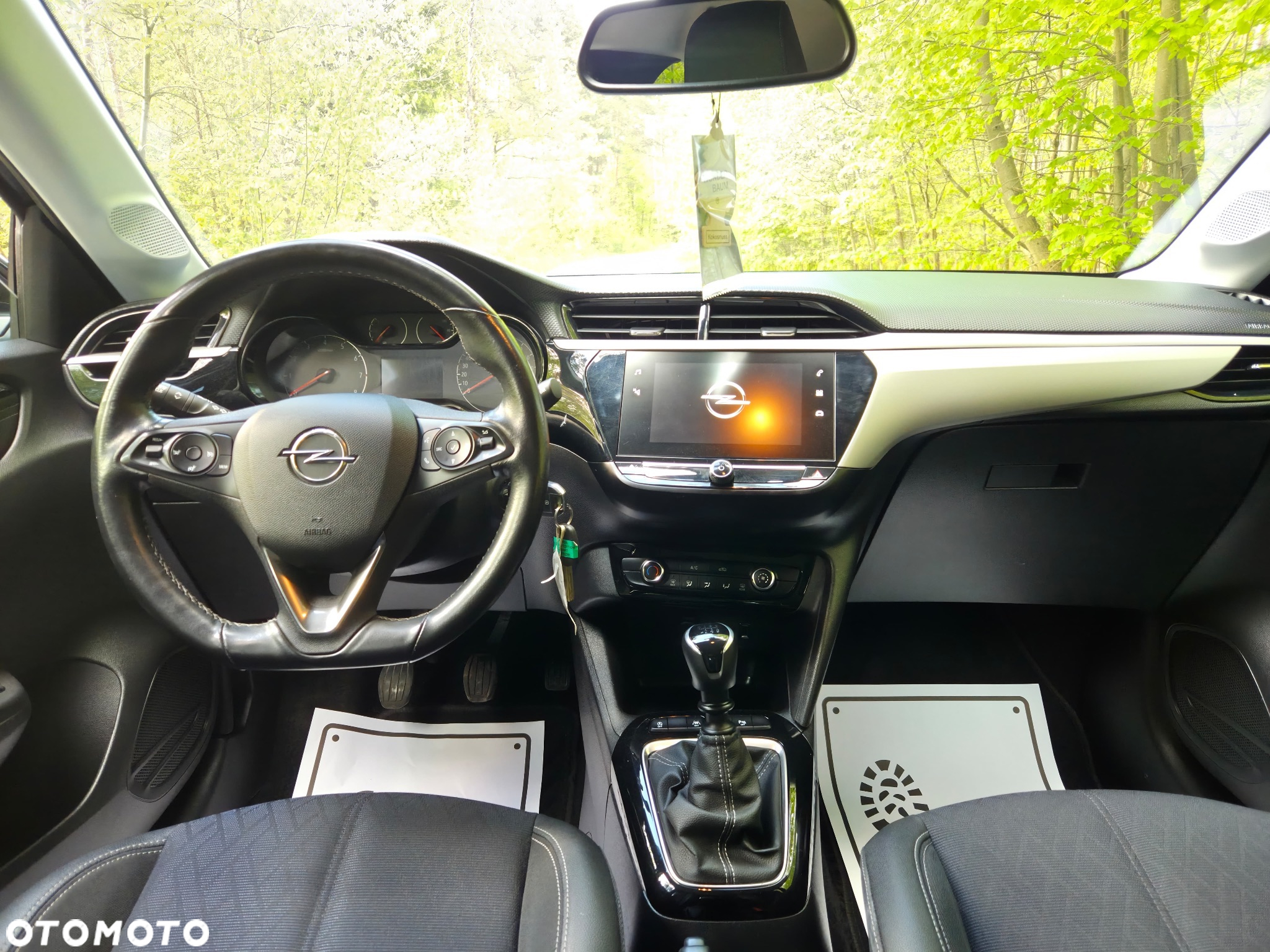 Opel Corsa 1.2 Business S&S - 18