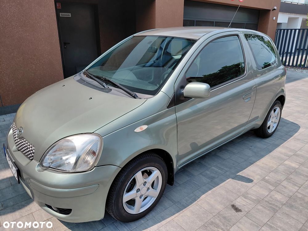 Toyota Yaris 1.0 Luna MM - 2