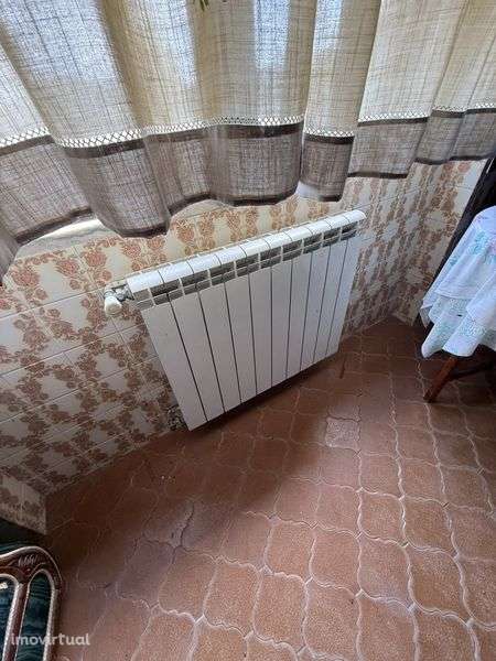 Moradia  T4 + logradouro - Grande imagem: 3/12