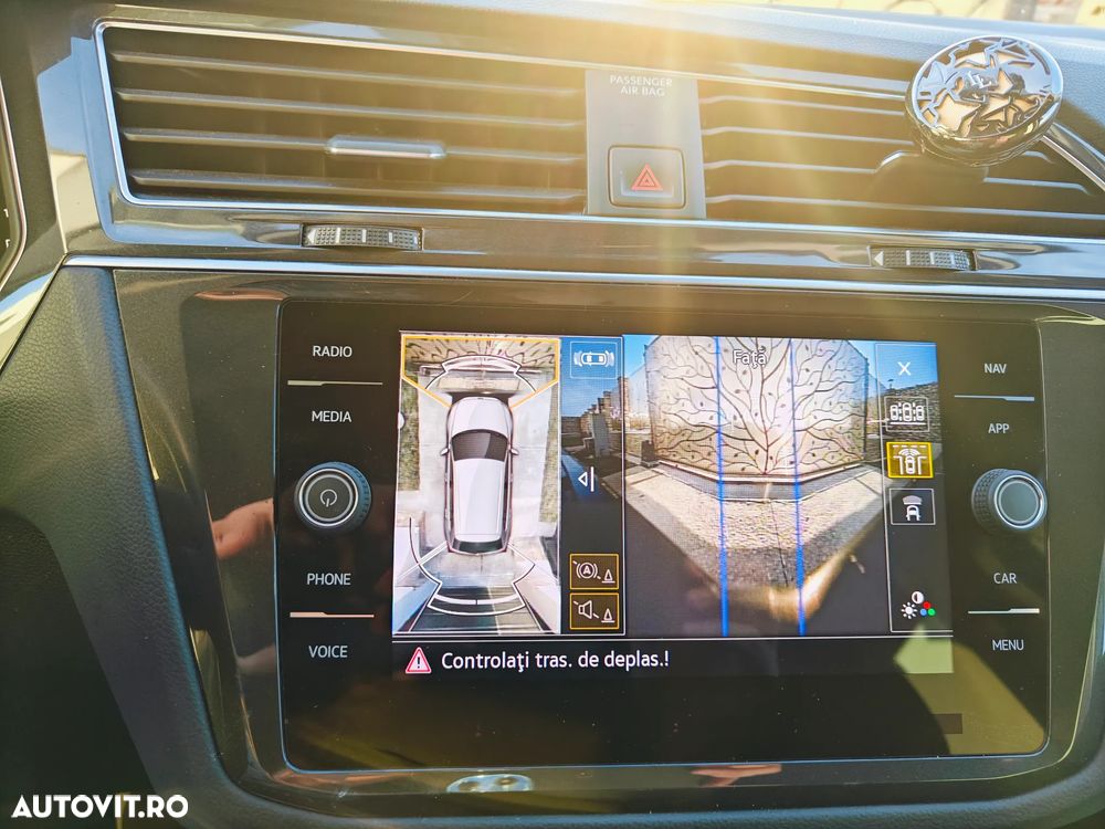 Volkswagen Tiguan - 16