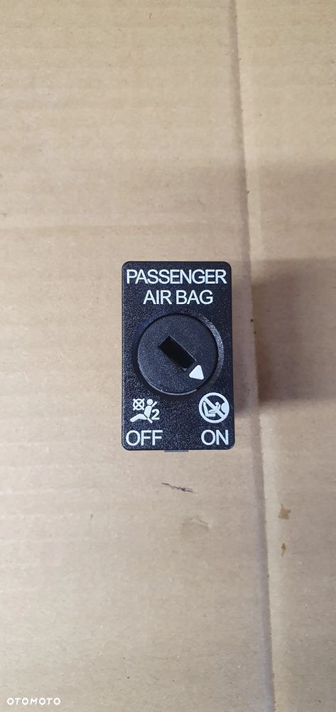 Przełącznik włącznik poduszek AIRBAG Skoda Rapid 5C5919237 - 1